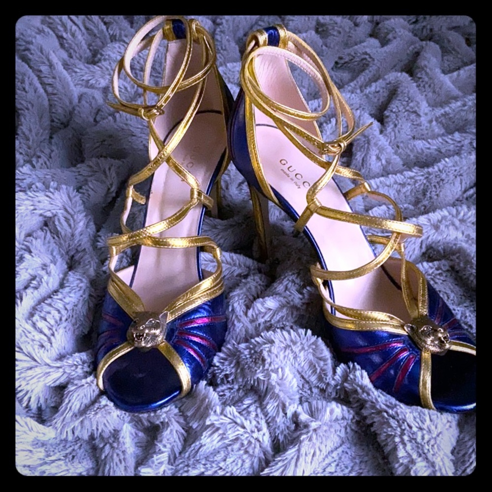 Gucci Snow White themed heels